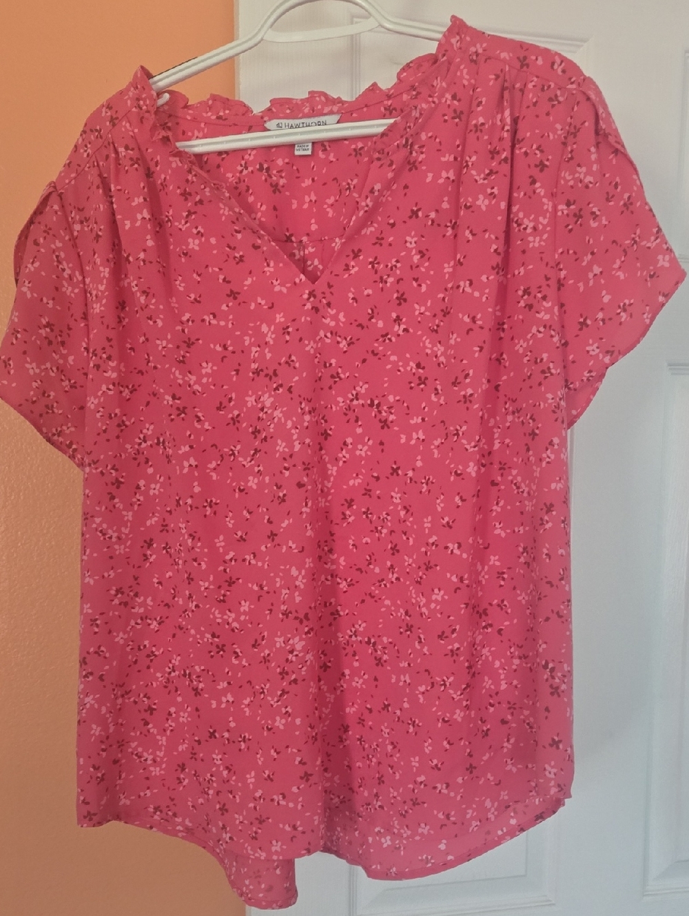 41 Hawthorn Pink Floral V-Neck Short Sleeve Blouse